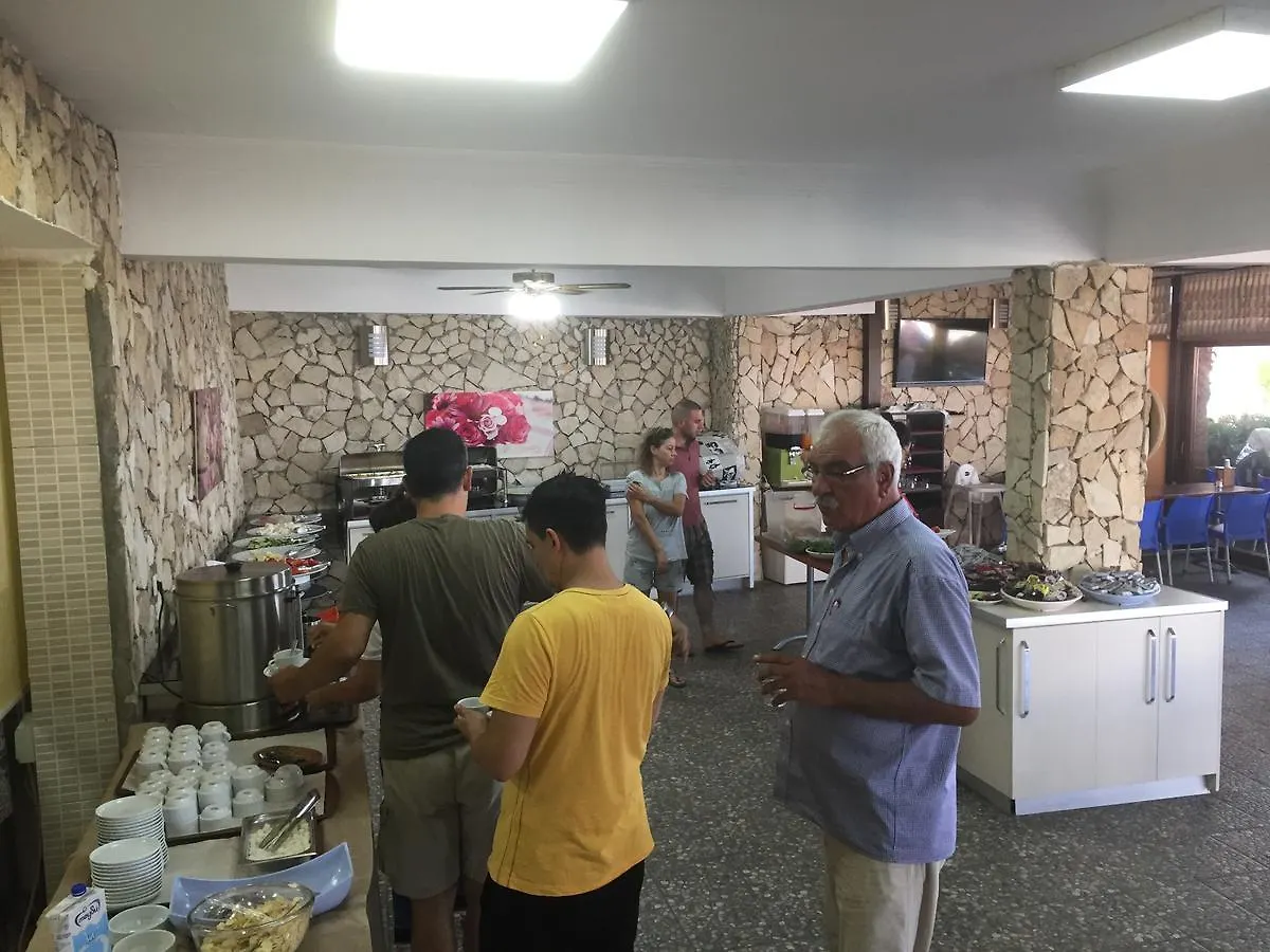 Karakas Motel Ayvalı